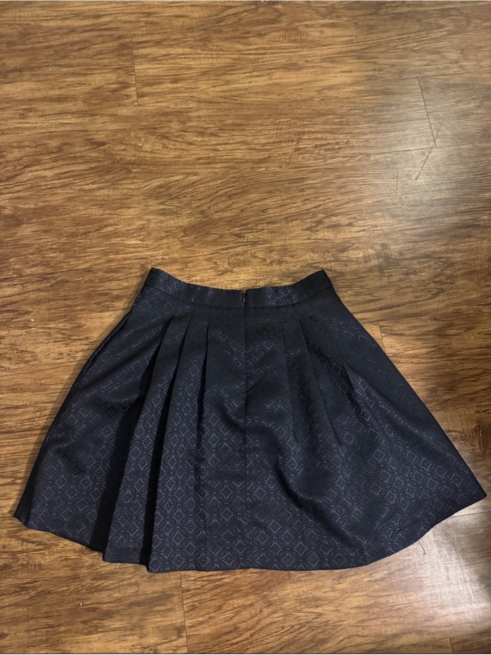 Banana republic skirt size 0 - Picture 3 of 3